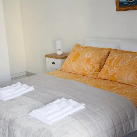 Guest house Bella *