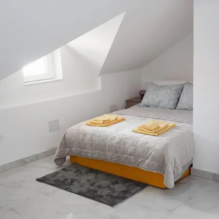 Bella Guest house